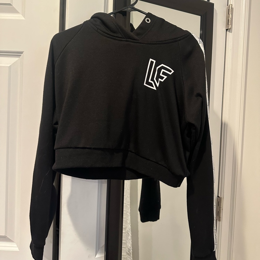 LF Cropped Hoodie